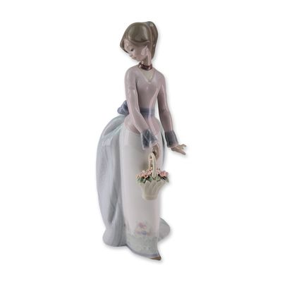 Lladro Porcelain Figurine, Basket of Love 01007622
