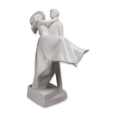 Royal Doulton Over the Threshold Bone China Figurine HN 3274