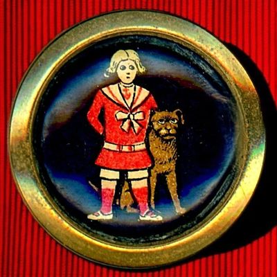 Sale Photo Thumbnail #193: A SCARCE DIVISION THREE CHILDRENS BUTTON