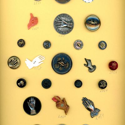 Sale Photo Thumbnail #384: A CARD OF DIVISION 1 & 3 ASSORTED HAND BUTTONS