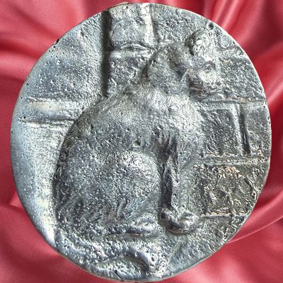 A DIVISION THREE STUDIO ARTIST BUTTON