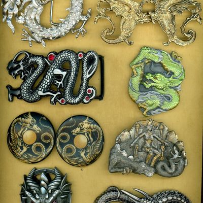 Sale Photo Thumbnail #113: A CARD OF DIVISION ONE AND THREE BUCKLES