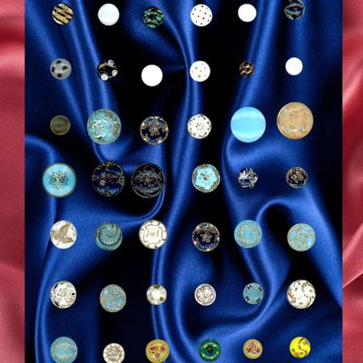 Sale Photo Thumbnail #228: A CARD OF DIVISION ONE ASSORTED GLASS BUTTONS