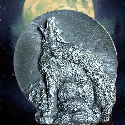 Sale Photo Thumbnail #184: A DIVISION THREE PICTORIAL PEWTER BUTTON