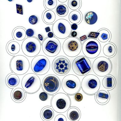Sale Photo Thumbnail #315: A CARD OF DIVISION ONE SPECIAIZED GLASS BUTTONS