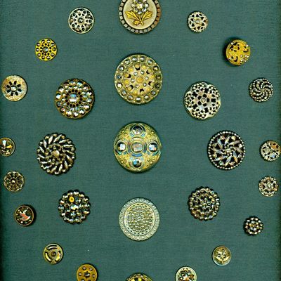 Sale Photo Thumbnail #187: A CARD OF DIVISION ONE BRASS AND CUT STEEL BUTTONS