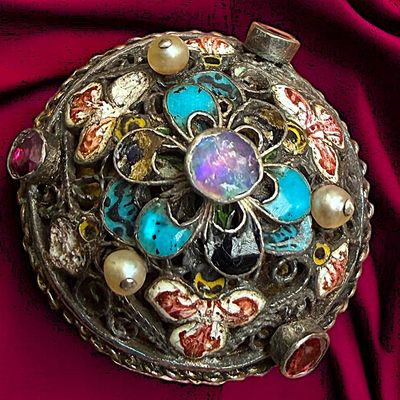 Sale Photo Thumbnail #109: A DIVISION ONE GENUINE GEMSTONE BUTTON