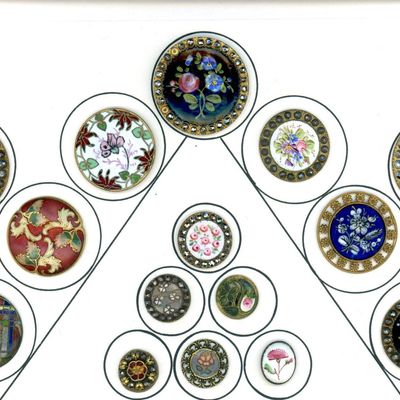 Sale Photo Thumbnail #103: A PARTIAL CARD OF DIVISION 0NE ENAMEL BUTTONS