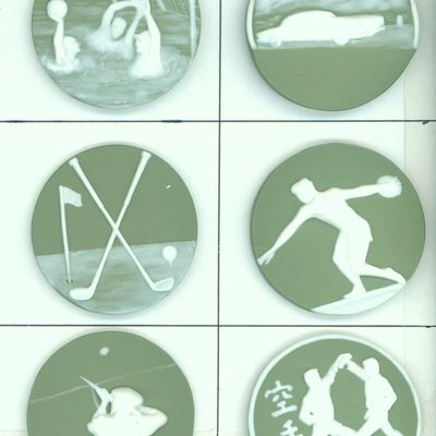 Sale Photo Thumbnail #151: A SMALL CARD OF DIVISION ONE JASPERWARE BUTTONS