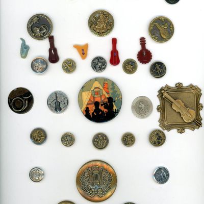 Sale Photo Thumbnail #223: A CARD OF DIVISION 1 & 3 MUSICAL INSTRUMENT BUTTONS