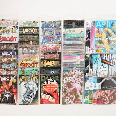 Sale Photo Thumbnail #310: 59 Image/Wildstorm "Astro City" Comic Books