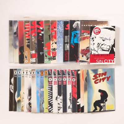 Sale Photo Thumbnail #429: 33 Dark Horse Frank Miller "Sin City" Comic Books