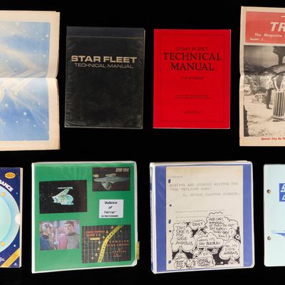 Sale Photo Thumbnail #509: Grp Star Trek & Twilight Zone TV Ephemera