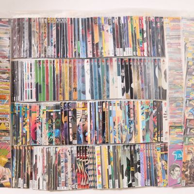 Sale Photo Thumbnail #432: Approx. 286 Indie Bronze to Modern Age Noir Comics
