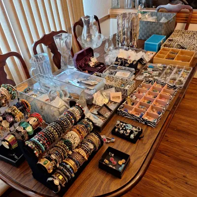 Sale Photo Thumbnail #358