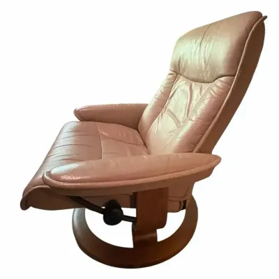 Ekornes Stressless Swivel Chair