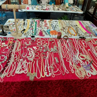 Sale Photo Thumbnail #131