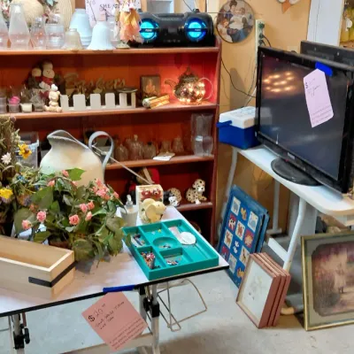 Sale Photo Thumbnail #46