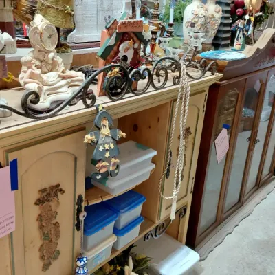 Sale Photo Thumbnail #32