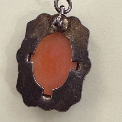 Antique Cameo Jewelry Brooch & Pendant Lot
