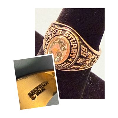 10k Yellow Gold Women’s Class Ring Jeb Stuart High School Size 6