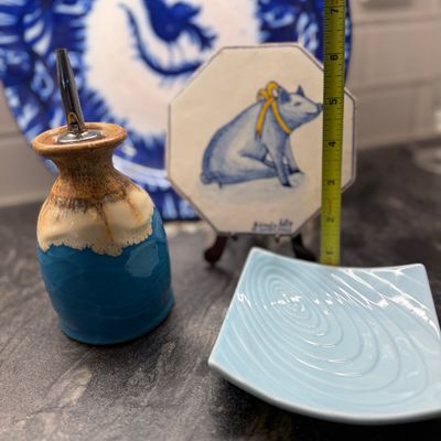 Lot Decorative Ceramic Pottery - Villeroy & Boch, Alsace Teapot, Hand-Painted Plates, Pitchers