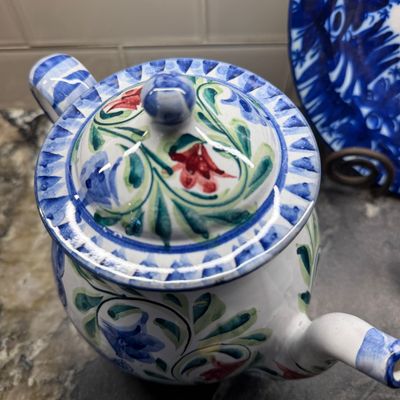 Lot Decorative Ceramic Pottery - Villeroy & Boch, Alsace Teapot, Hand-Painted Plates, Pitchers