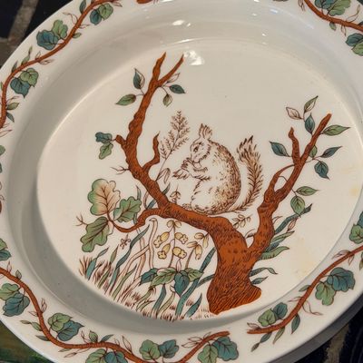 Tiffany & Co. “Squirrel” Johnson Brothers England Porcelain Serving Bowl – Woodland Animal Pattern