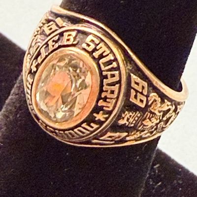 10k Yellow Gold Women’s Class Ring Jeb Stuart High School Size 6