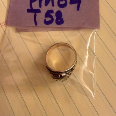 10k Yellow Gold Women’s Class Ring Jeb Stuart High School Size 6