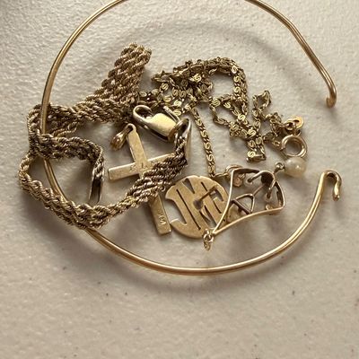 14k Scrap Lot - Monogrammed / Damaged Jewelry
