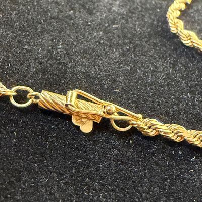 14k Yellow Gold Bermuda Longtail Seabird Pendant & Necklace