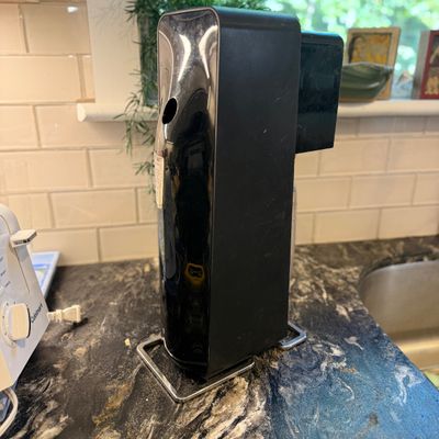 SodaStream Source Black Sparkling Water Maker w Bottle & Cartridge Tested