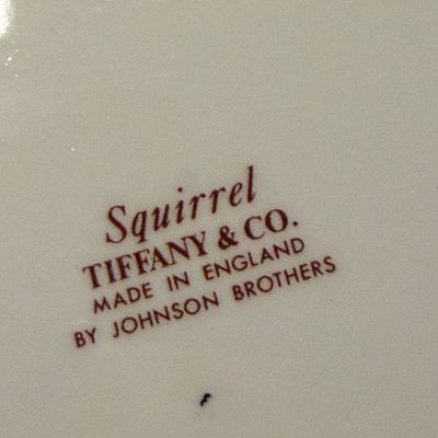 Tiffany & Co. “Squirrel” Johnson Brothers England Porcelain Serving Bowl – Woodland Animal Pattern