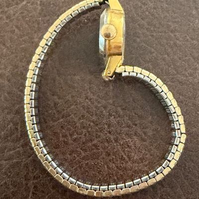 Vintage Women’s Omega Wristwatch
