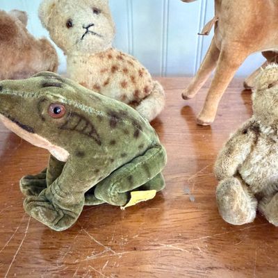 Mixed Lot of Vintage Steiff Plush Animals