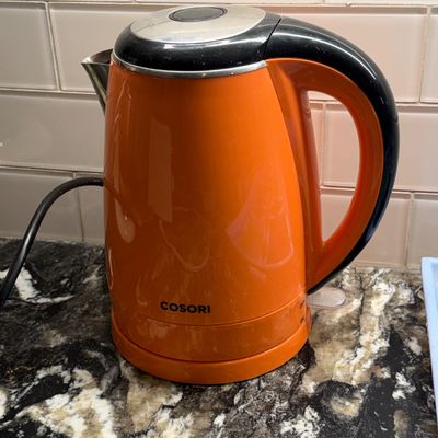 Cosori Electric Kettle 1.8 Quart Tested