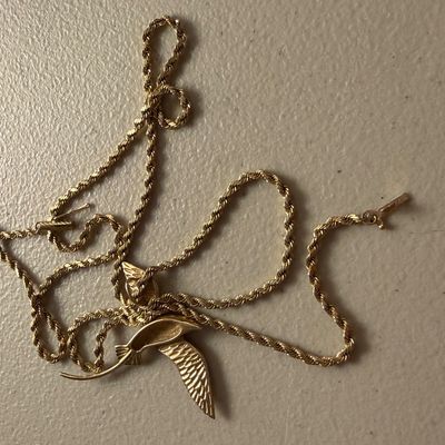 14k Yellow Gold Bermuda Longtail Seabird Pendant & Necklace