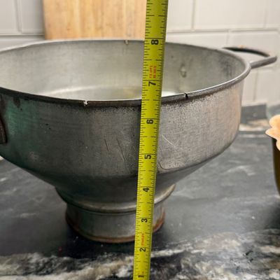 Vintage Kitchenware Lot – French Le Parfait Glass Jars, Enamel Flour Sifter, Turquoise Stoneware Bowl & Baking Tools
