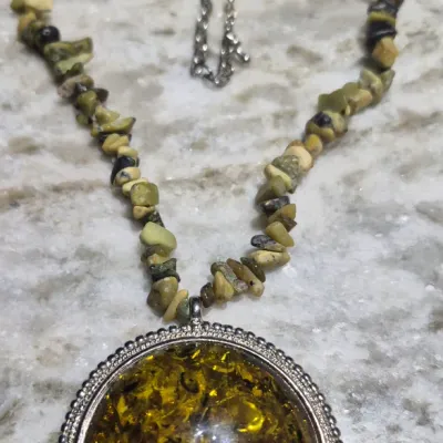 Vintage Amber Pendant on chip necklace & matching Earrings