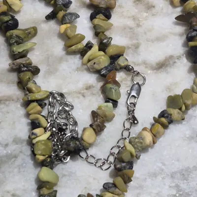 Vintage Amber Pendant on chip necklace & matching Earrings