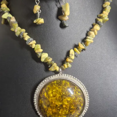 Vintage Amber Pendant on chip necklace & matching Earrings