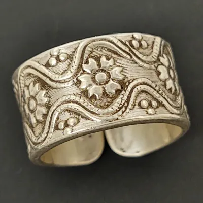 Sale Photo Thumbnail #37