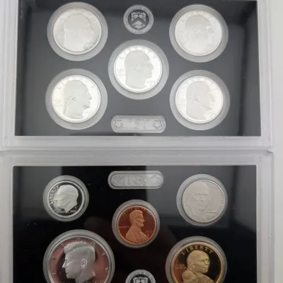 Sale Photo Thumbnail #46