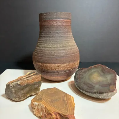 Rustic Studio Pottery Vase & Natural Agate, Jasper & Stone Specimens 
