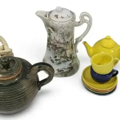 Sale Photo Thumbnail #10: Vintage & Retro Teapot Collection with Schilling Child's Tea Set, Dragon Stand & Porcelain Pot
