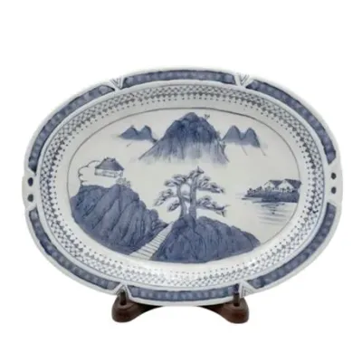 Lot 099  
Chinese Export Blue and White Porcelain Landscape Oval Platter