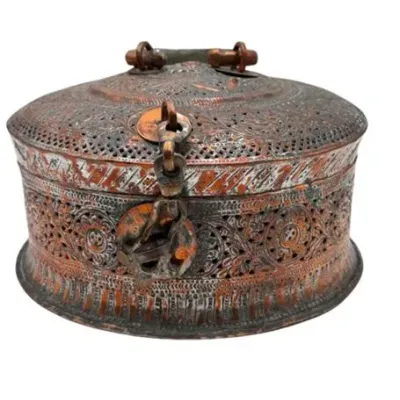 Lot 087 
Antique Indian Tin and Copper Paan Dan Betel Box