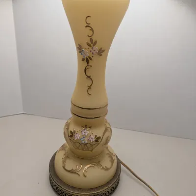 Vintage Hand Painted Custard Glass Table Lamp