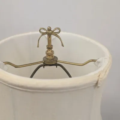 Vintage Hand Painted Custard Glass Table Lamp